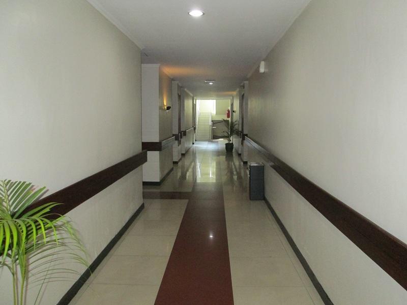 Merpati Hotel Pontianak Extérieur photo
